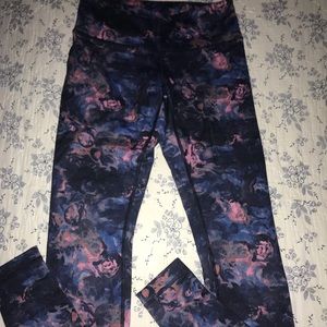 Lululemon size 4 full length leggings